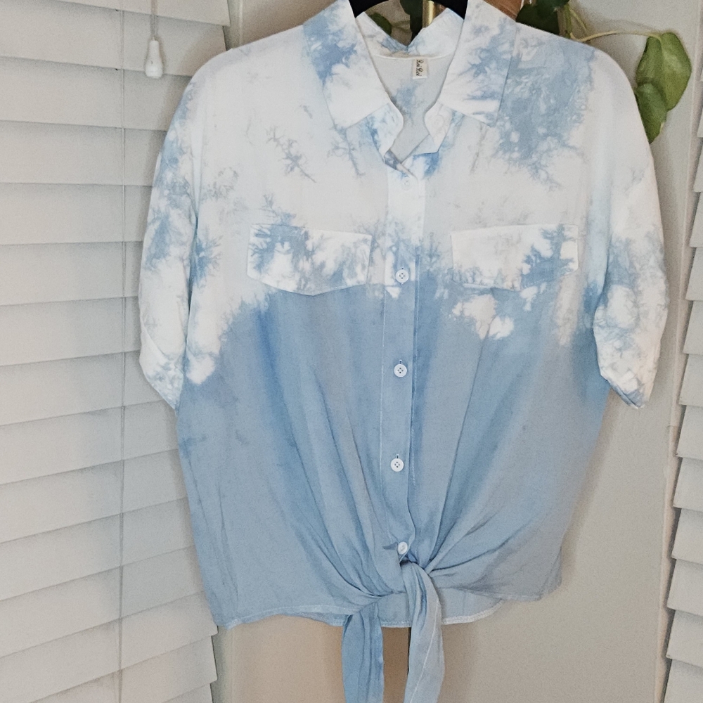 BeiBei Blue and White Tie-Dye Shirt